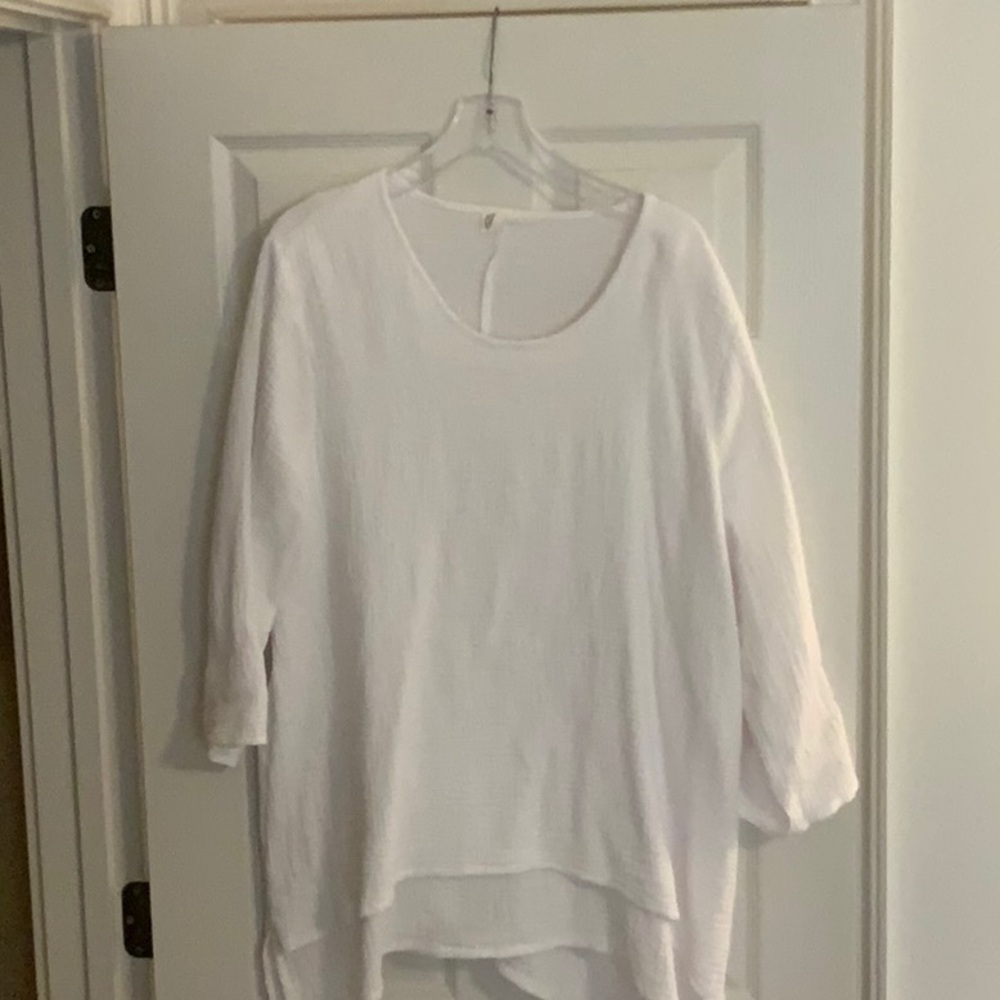 Women's White Top